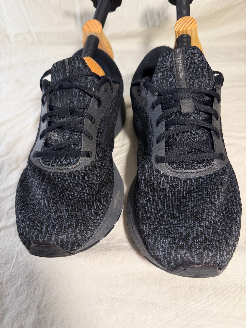 Brooks Men's Black and Gray Knit Running Shoes